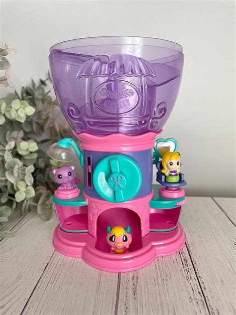 Vintage Squinkies Salon Gumball Machine Con Personajes Etsy