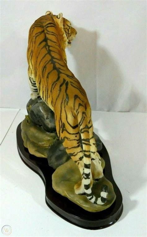 Vintage Lifelike Bengal Tiger Statue Large 20lx13h Collectible Hand Made 3928093214