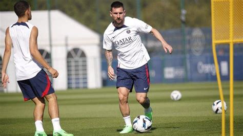 Liga Perancis 2022 Messi Mbappe Dan Neymar JR Latihan Untuk Berlaga