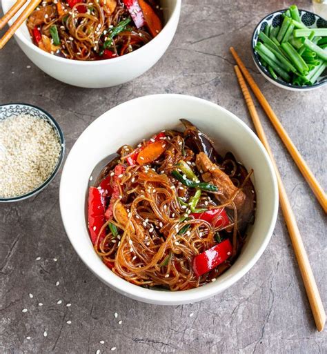 Стеклянная лапша с курицей и овощами | Еда, Здоровое питание, Китайская еда