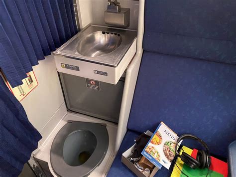 Amtrak Viewliner Roomette Review | Psoriasisguru.com