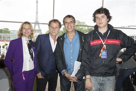 Photo Exclusif Virginie Coup Rie Eiffel Son Compagnon Charles