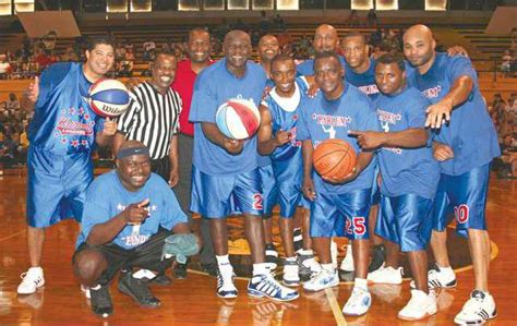 Former Harlem Globetrotters To Face Gainesvillians Oct 28