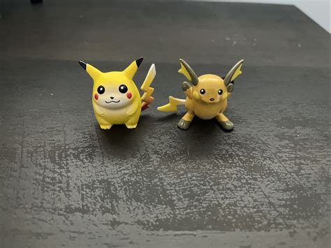 Vintage Nintendo Pokemon TOMY CGTSJ Figure Pikachu Values MAVIN