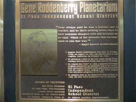 Pictures - Gene Roddenberry Planetarium