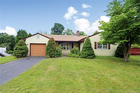 30 Ponderosa Ln, Newington, CT 06111 | Trulia