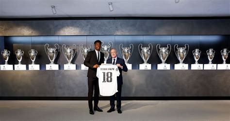 Tchouameni's presentation as new Real Madrid player | Madridistanews.com