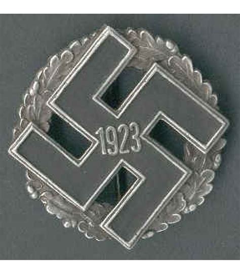 WW2 German Nazi Party District Commerative Badge Medal