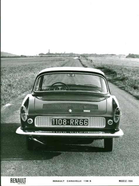 Photo De Presse Ancienne Voiture Automobile Renault Caravelle S