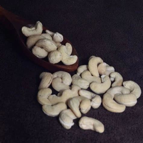 W210 Cashew Nuts Packing Size 1 To 20 Kg At Rs 870 Kilogram In