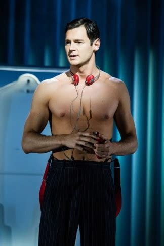 "American Psycho": Benjamin Walker Stars As Patrick Bateman | Operetta Research Center