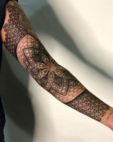 101 Amazing Geometric Tattoos You Have Never Seen Before! - Outsons