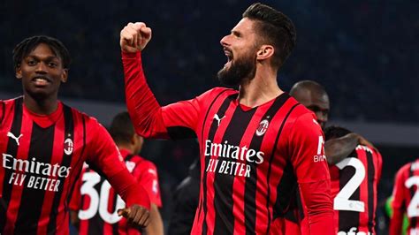 Il Milan Vince Al Maradona Gol Di Giroud E Rossoneri In Testa Alla