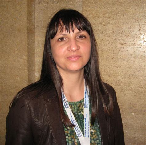 д-р Виолета Нанкова, Кожни и венерически болести | CredoWeb