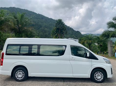 Sewa Hiace Premio Luxury Jakarta Perjalanan Mewah Yang Tak Terlupakan