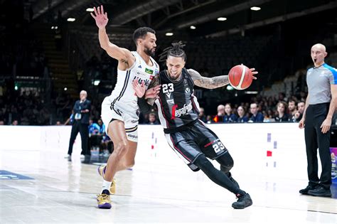 La Virtus Torna A Vincere Battuta Brindisi Sportando