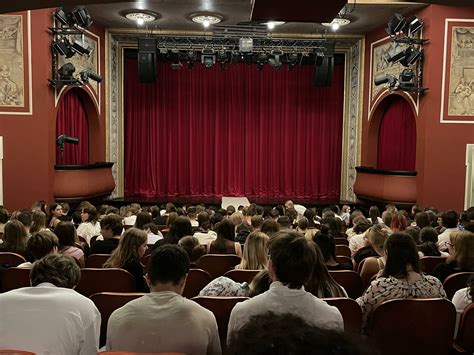 Uczniowie I Nauczyciele I Lo W Gorzowskim Teatrze Zesp Szk