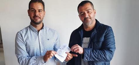 El Teatro Municipal acoge el sorteo de la campaña Consume Tinajo