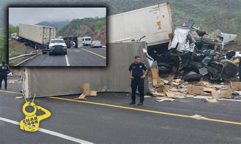 Michoac N Percance Entre Dos Tractocamiones En Autopista Siglo Xxi