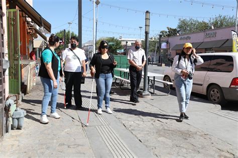 Revisan regidores guías podotáctiles del Centro Histórico Juárez Hoy