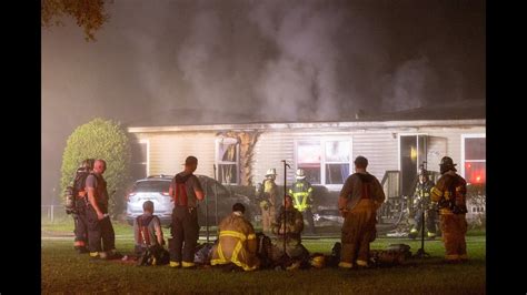 Marion County Fire Rescue Fights Structure Fire In Anthony Youtube