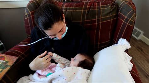 Mom Who Gave Birth In Coma Meets Her Baby Days Later Youtube