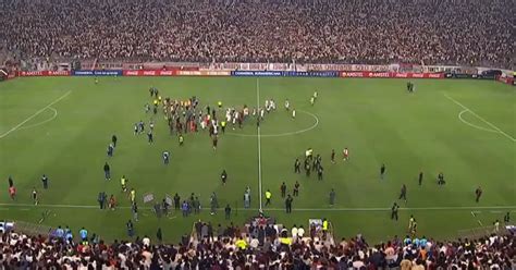 Incre Ble Universitario Vs Gimnasia Termina En Batalla Campal Tras