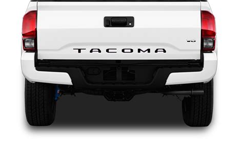 Toyota Tacoma 2024 Tailgate Carly Tatiania