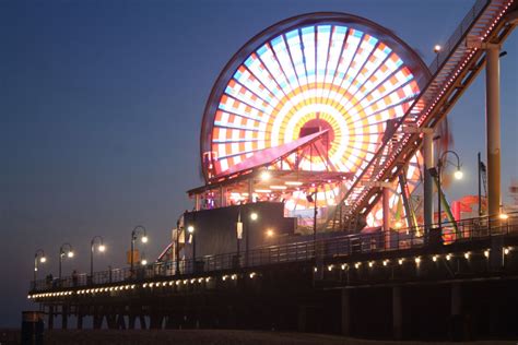 The History Of The Santa Monica Ferris Wheel Big Dean S Ocean Front Cafe