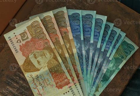 Money Of Pakistan Pakistani Rupee Bills PKR Banknotes 5000