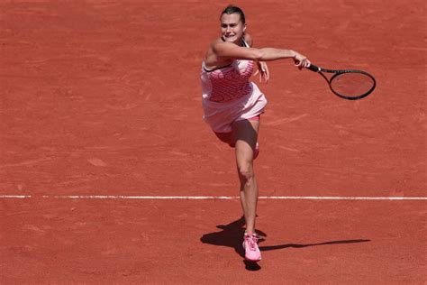 Tennis Roland Garros Swiatek écarte une Haddad Maia accrocheuse