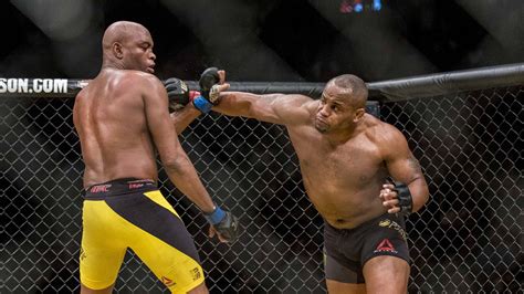 Daniel Cormier Vs Anderson Silva Full Video Highlights From Ufc 200 Last Night