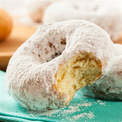 Powdered Donuts Recipe | 5 Ingredients And 15 Minutes