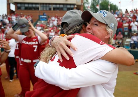 Ou Softball Coach Patty Gasso Earning Bonuses In Contract During Wcws