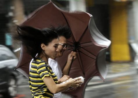 Deadly Typhoon Megi Blows Through Taiwan And China