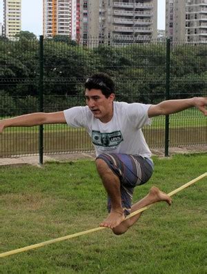 Slackline É Um Esporte - Sobre fitas, slackline cresce e esporte pode se tornar modalidade ...