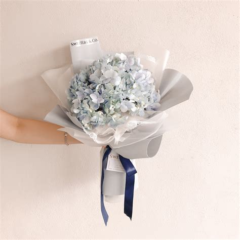 BLUEBELL Hydrangea Bouquet - Penang Florist | SweetLife & Co.