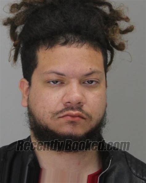 Recent Booking Mugshot For Edgar Ramirez In Dallas County Texas