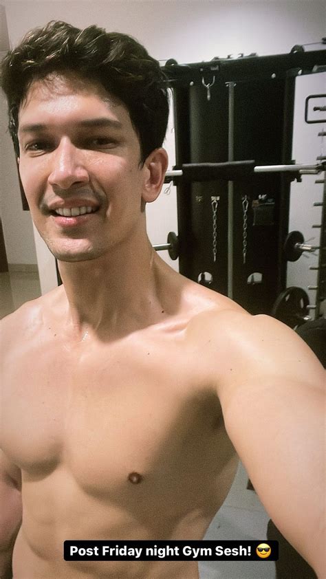 Mrvvip On Twitter Dimas Beck Shirtless After Gym Session Selebwatch