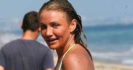 Cameron Diaz Looks Hot In This Bikini