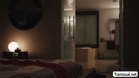 Dude Bend Over And Then Let Curvy Transbabe Aspen Brook Fucks Her Ass AShemaletube