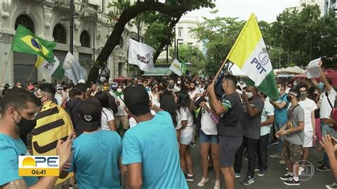 Manifestantes Fazem Protesto Contra Jair Bolsononaro Bom Dia Pe G