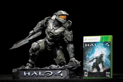 Geek Hash Halo 4 The Master Chief Resin Statue Officially Announced