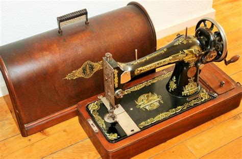 Singer 128K Sewing Machine With Dust Cover 1920 Iron Catawiki