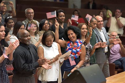 Stetson hosts Naturalization Ceremony – Stetson Today