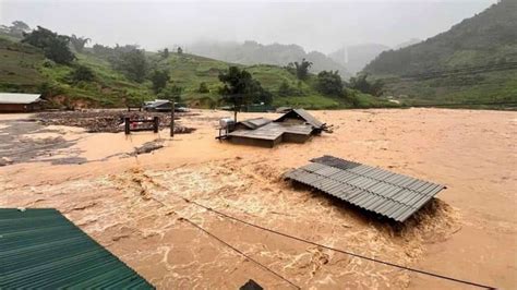 Unwetter Taifun Fordert In Vietnam Mindestens Tote Panorama