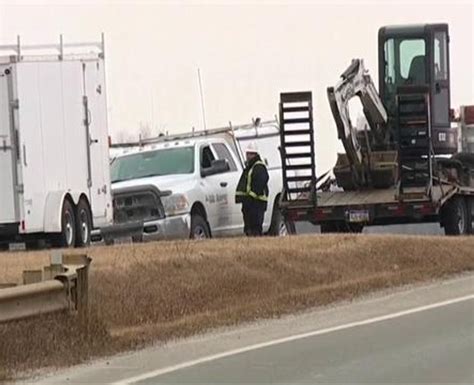 Kereta Api Kargo Tergelincir Di Ohio Bahan Kimia Berbahaya Tertumpah