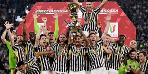 Atalanta Vs Juventus Bianconeri Juara Coppa Italia Megapolis