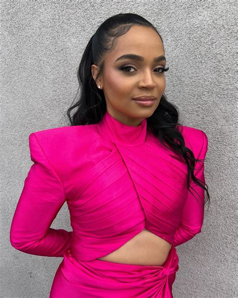 Kyla Pratt | Hello....... Good Morning. Jeans & Top @fashionnova