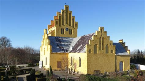 Højelse Kirke ringer til gudstjeneste 1 søndag i Advent YouTube